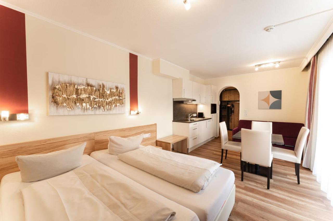 Aparthotel Dorfplatzl Garni Tux Εξωτερικό φωτογραφία
