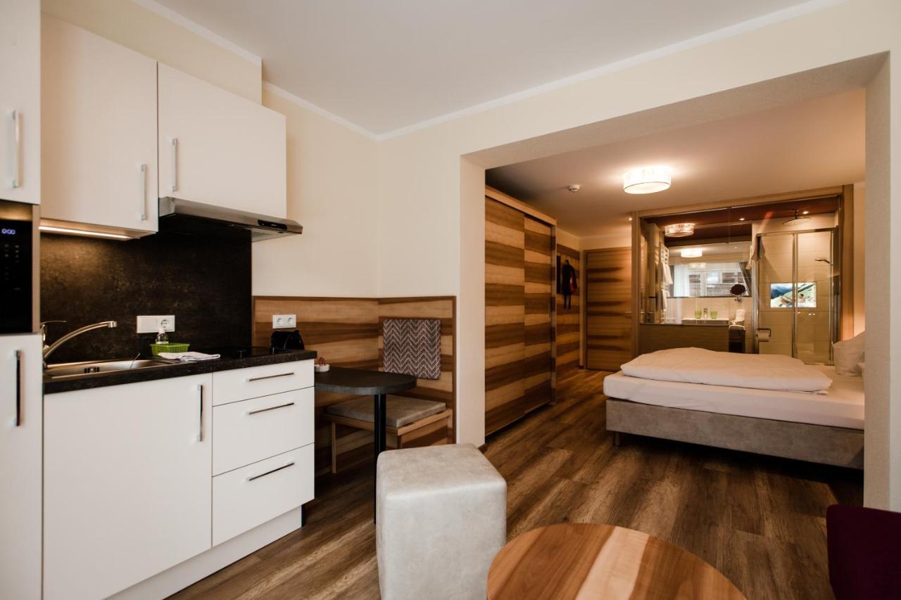 Aparthotel Dorfplatzl Garni Tux Εξωτερικό φωτογραφία