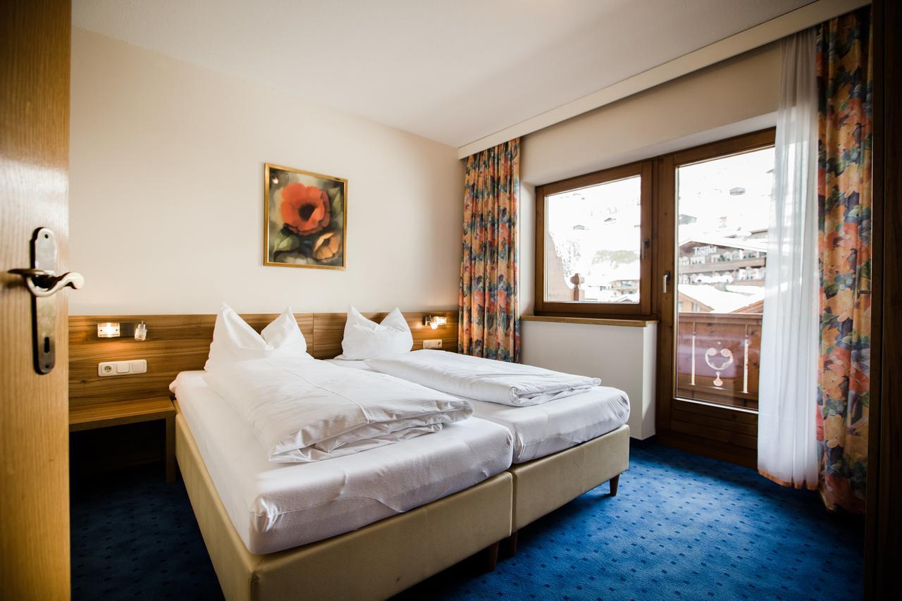 Aparthotel Dorfplatzl Garni Tux Εξωτερικό φωτογραφία